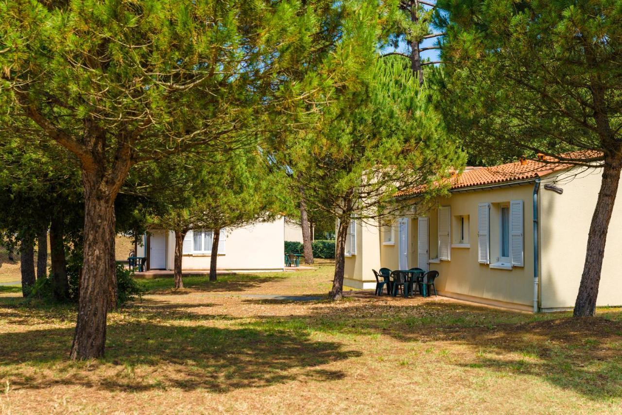 Hotel Azureva Ile D'Oleron Grand-Village-Plage Exterior foto